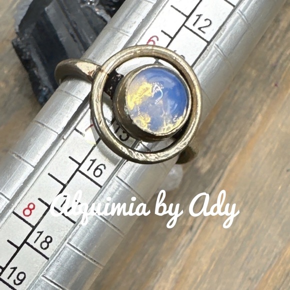 Moonstone silver Victorian ring rustic bohemian - Picture 3 of 7